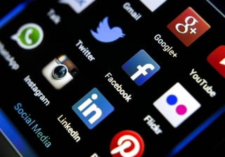 Air announces app launch for advisers Social media phone tech